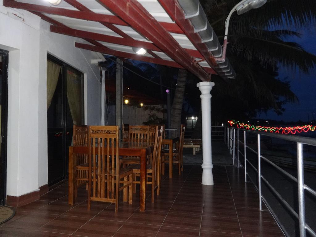 Dutch Bay Beach Cottages Trincomalee Esterno foto